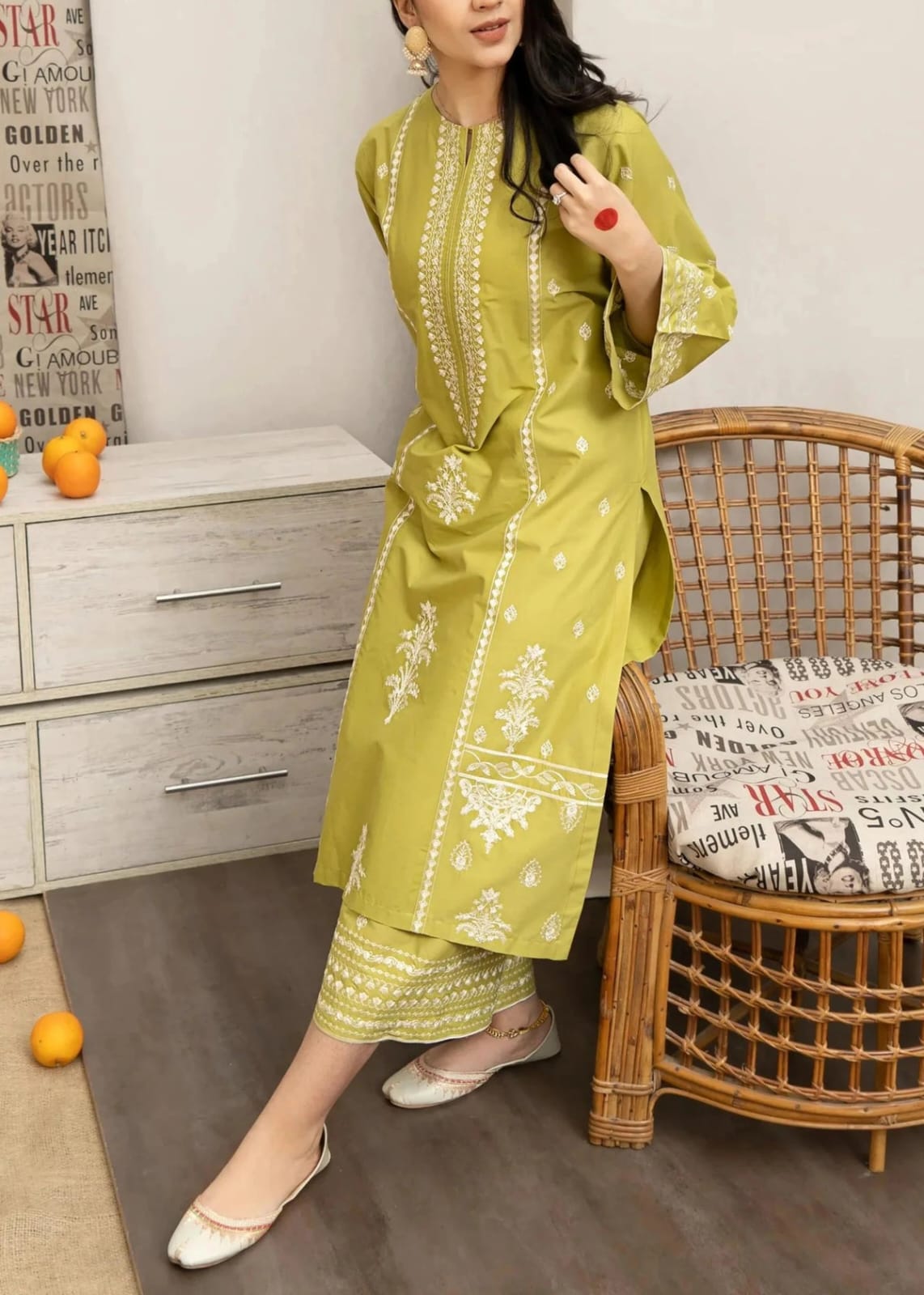 Elegant-2PC LAWN EMBROIDERED SHIRT AND EMBROIDERED TROUSER - 0004
